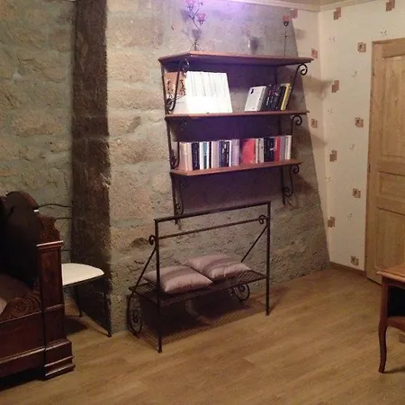Hébergement de vacances La Maison D Oscar Menet